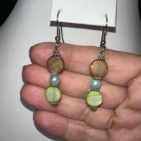 Dangle Freshwater Pearl Disc Earrings - Picture 3 of 5